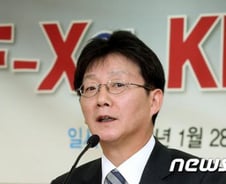 [단독]유승민 국방위원장 "차기전투기 F-35A로 가야"