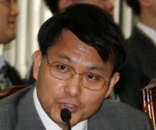 윤상현 "기초연금, 정부안이 민주안보다 낫다" 