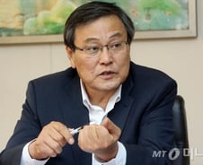 최문기 장관 "창업자 연대보증제도 폐지해야"