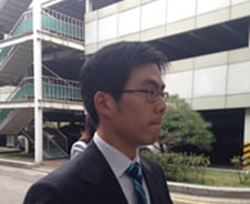 동양사태 후 첫 '노출' 현승담·김철, 대조적 분위기 '눈길'