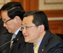 '슈퍼리치' 대접받으려면 200억은 있어야 