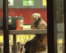 [단독]'맥도날드 할머니' 무연고 변사자로 세상 떠나