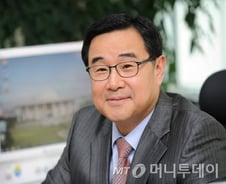 "금융위, 명분 없이 청사이전...월1억씩 세금 펑펑"