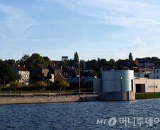 폐탄광에 고급주택단지…멈췄던 경제심장 '문화수도'로 부활