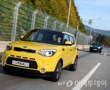 1세대 쏘울은 기억에서 지워라