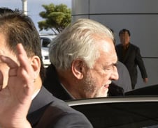 [단독] 스트로스 칸 전 IMF총재 쓸쓸한 입국