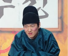 [단독]'윤형빈소극장' 개그맨들 러시아 '주폭男' 잡았다