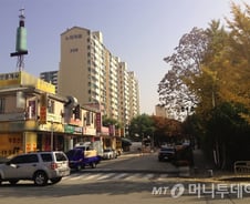 "리모델링 얘기만 나와도 화가나요. 이번엔 되겠죠?"