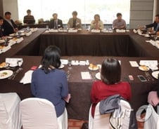 앱어워드 수상자들 "게임=마약이면 게임학과=마약제조과?"