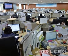 "상담사도 누군가의 가족"…콜센터 직원의 '처절한' 외침