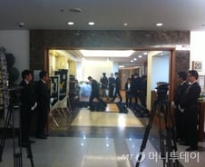 헬기사고 빈소, LG측 철저 관리 속 '적막감'