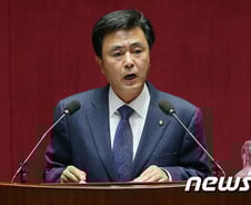 與 "'민주, '종북구현'사제 입 빌려 대선불복하나"