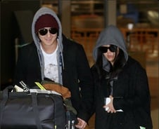 문근영·김범, 신세대★커플의 공항패션은? '커플룩'