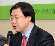 유창선 "'장성택 실각설' 사실 아니라면…"