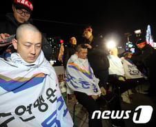 철도노조 협상 결렬…9시 총파업 초읽기 