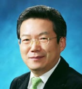 [MT시평] 한국은행이 나서야 할 때