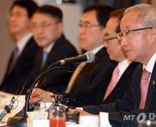 [단독]스톡옵션 '稅폭탄' 없앤다… 과세시점·과표 개선