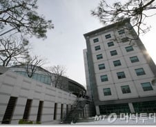 [단독]교육부, 상산고 '특별조사'…"교과서 결정 번복해서"