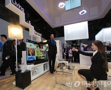 미래 가정 이런 모습? 삼성 vs LG "어, 다르네"