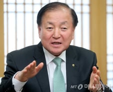 '가뭄' 대비하는 농협銀, 해외진출도 '농협 스타일'