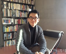 "북극서 떠내려온 빙하, 서울광장에 앉혀놨죠"