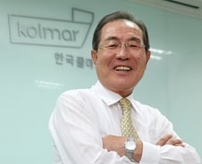 부모님 모시는 직원에 월급 20만원 더주는 CEO