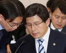 '간첩조작' 공방 野 "국조·특검" vs 與 "자해 공세" 