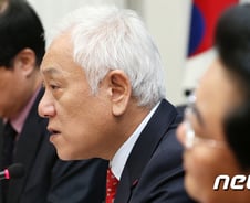 김한길 "남북 이산가족 상봉 일상화 필요"