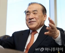 "법조인이라면 인권과 민주주의 가치를 좇아야"