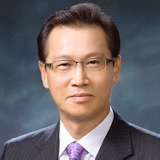 [단독]'디벨로퍼 신화' 문주현회장 25조 부동산펀드 시장 진출