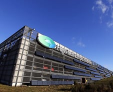 "남 사업 잘되게 돕는 이상한 문화"