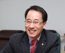 [MT시평]히든챔피언의 질문, 한국사회가 답해야 한다