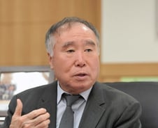 무대 뒤 인생 반세기 '예술행정 마에스트로'