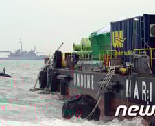 "물속 아이들 데려올수만 있다면…" 목숨을 건 잠수