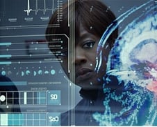 스크린 속 최첨단 디스플레이, 먼 얘기 아니었네 