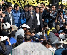 길환영 KBS 사장 "보도국장 발언 사죄…사표 수리할 것"