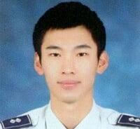 팽목항서 바다에 뛰어든 아버지 구한 순경 "가족들 생각에…"