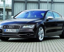 뉴 아우디 S7, 마초의 기질을 자극하다