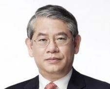 [시평]청년 일자리는 우리 경제의 동아줄