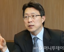 "통일 독일 경제부흥 노하우, 한국에 전하겠다"