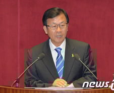 [단독] '긴급조치 위반' 원혜영 의원, '유신 집시법' 위헌제청 신청