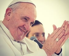 프란치스코 교황 '출국'…뭐 타고 오나?