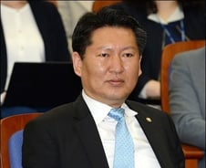 담뱃값 인상에 정청래 "담배폭탄? 재벌 세금이나 걷어라" 