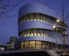 한전부지 잡은 현대차가 짓겠다는 GBC, 벤츠는 어떤 모습?