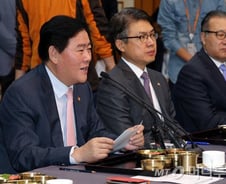 "권리금 보호, 주차장 확충"…자영업자 대책, 뭔가 보니