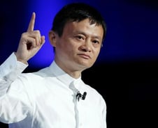 "35살이 될 때까지 가난하다면 그건 네 탓이다"