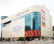 [단독]군인공제회 원주 'AK플라자' 리츠에 매각, 3년새 600억 차익