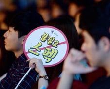 '스펙초월' 채용? 경력3년, 공모전입상, 해외봉사1년 ‘초월스펙’ 요구