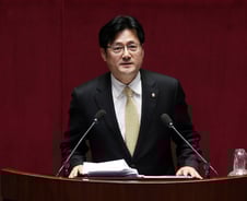 [단독]'동반성장' 무색…"한전, 국책사업 특허료 납품업체에 떠넘겨"