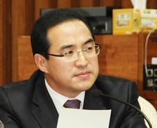 [단독]'불법 토렌트'…"정부는 '전쟁', 대기업은 '광고'"